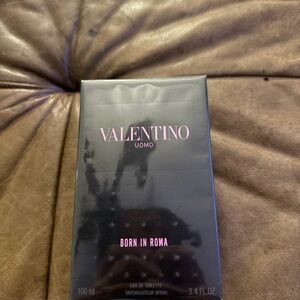 Valentino Uomo Born in Roma Eau de Toilette 100ml - Black and Pink